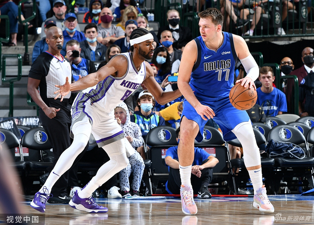 中的地位 中的地位