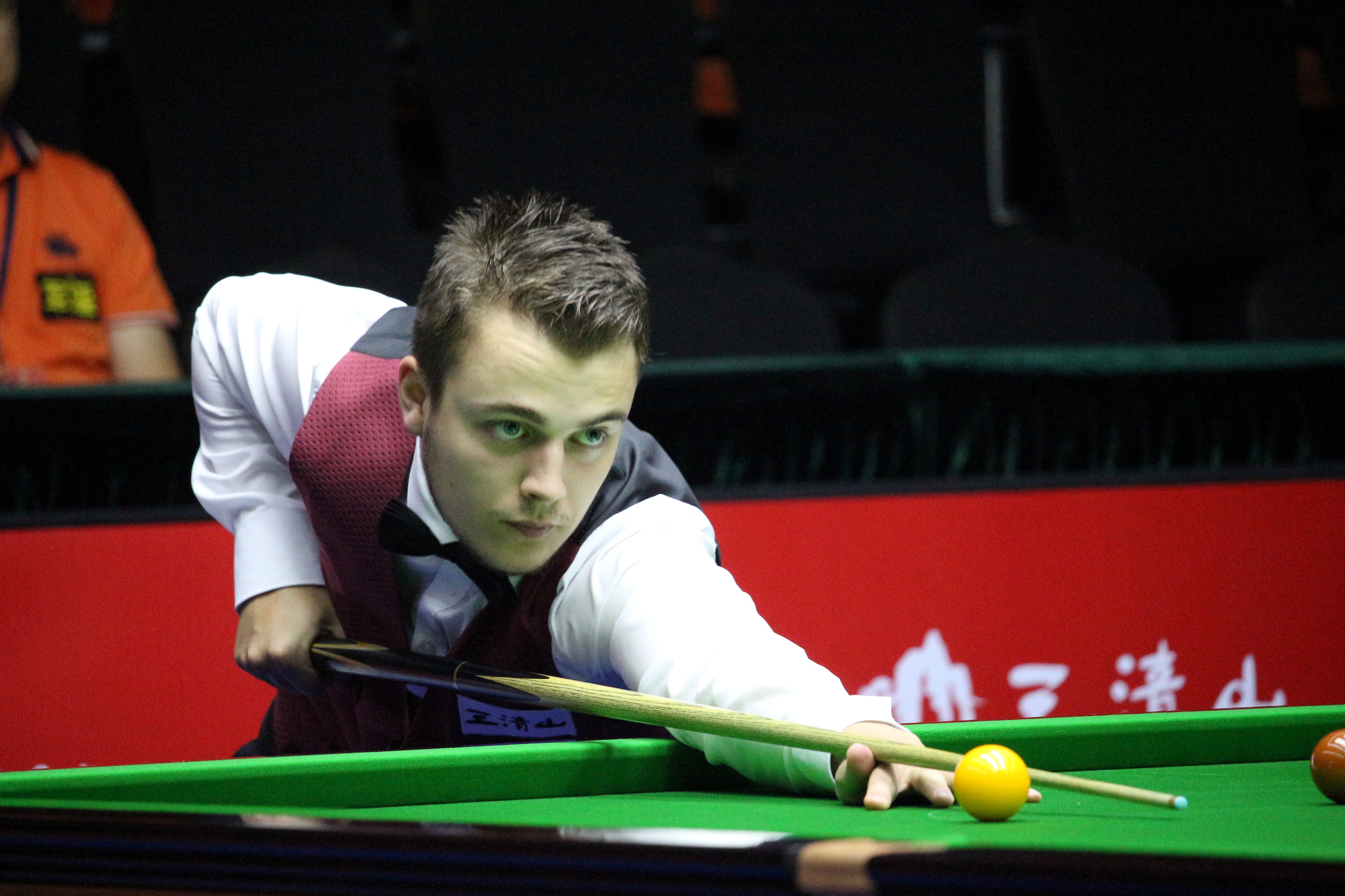 光带动了球 光带动了球